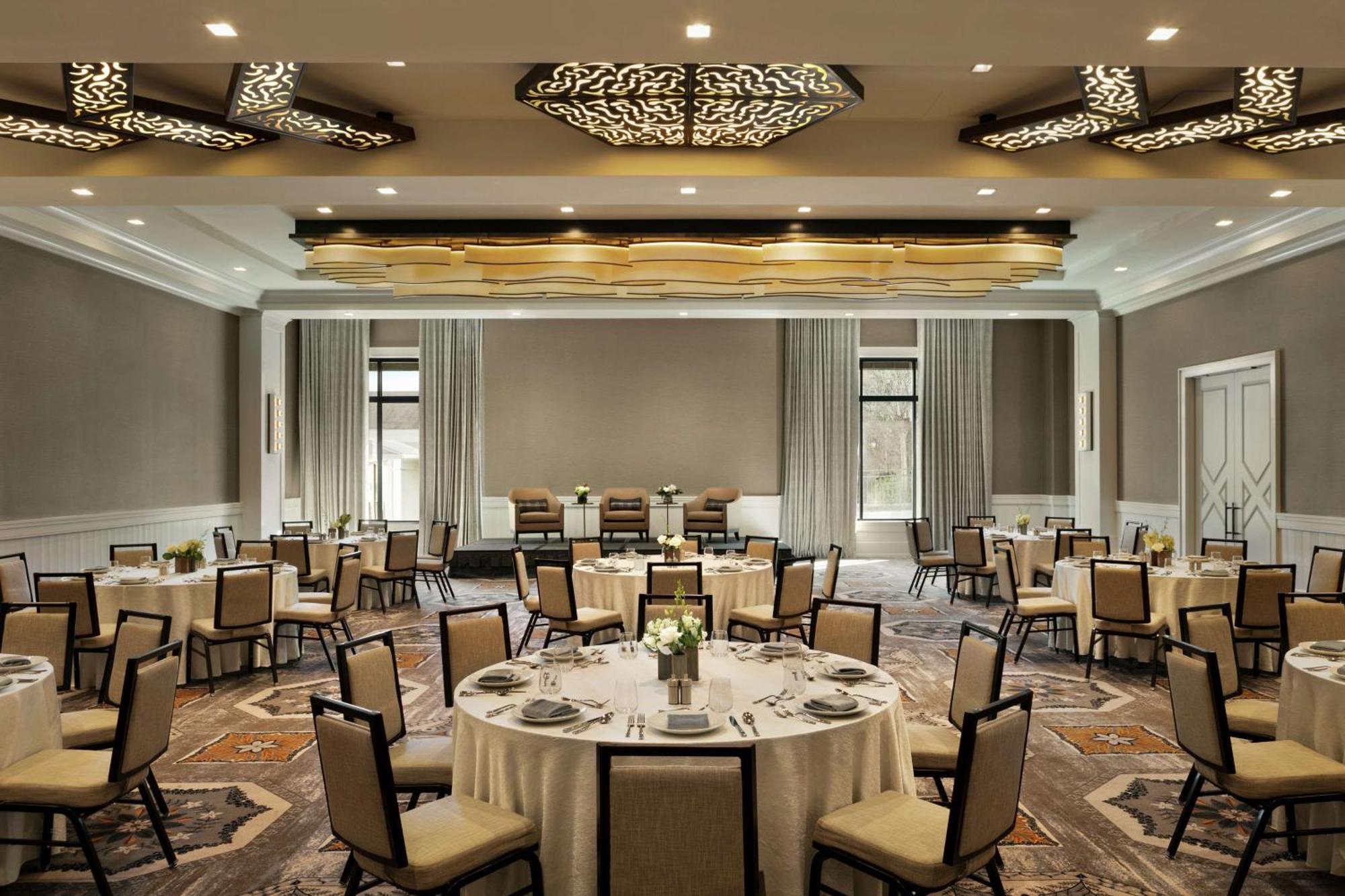 The Harpeth Downtown, Curio Collection By Hilton 4* Franklin
