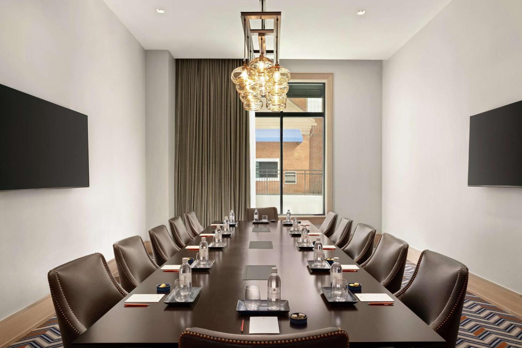 Hotel The Harpeth Downtown, Curio Collection By Hilton 4*